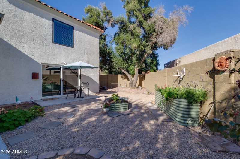 2517 W Lompoc Ave (16)