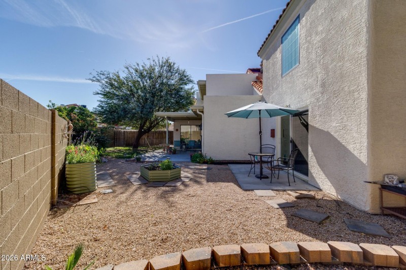 2517 W Lompoc Ave (18)