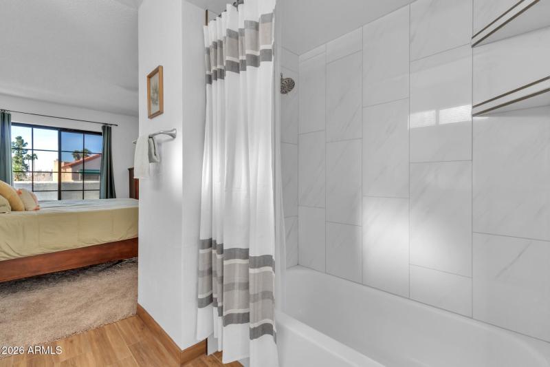 2517 W Lompoc Ave (49)