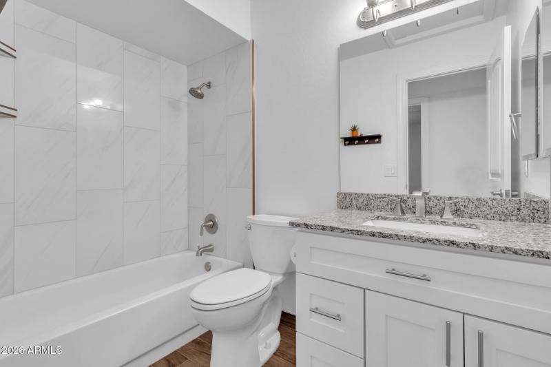 2517 W Lompoc Ave (54)