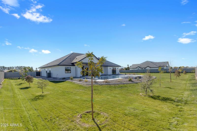 055_a4m_Pool shots 2