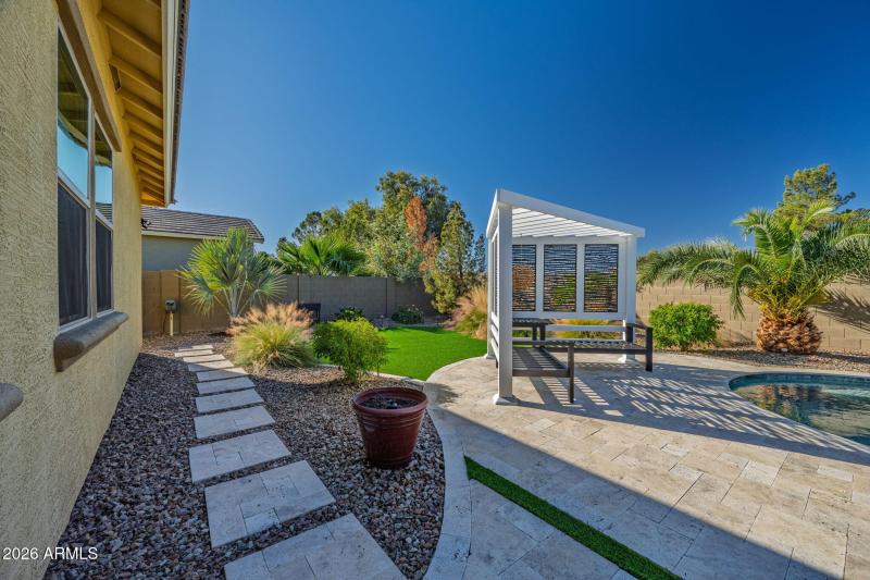 12-web-or-mls-18926 N Arbor Dr-12