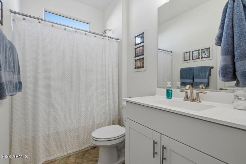 20-web-or-mls-13184 N 146th Ln---16