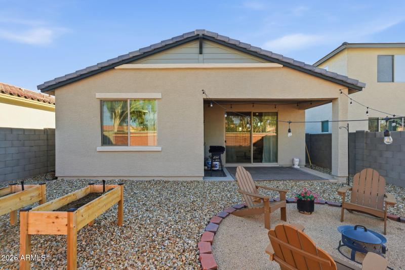 37-web-or-mls-13184 N 146th Ln---33