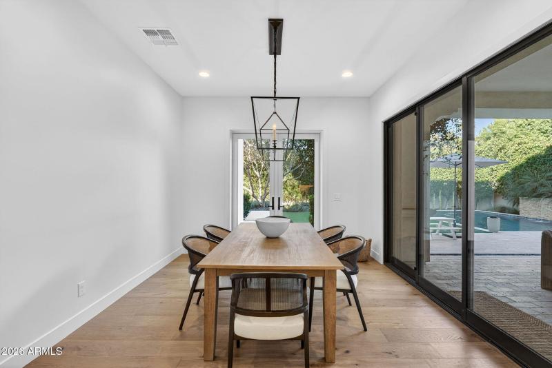 29-web-or-mls-21- E Crittenden Ln