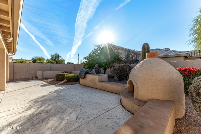 38 Built-in Gas Fireplace & BBQ Grill