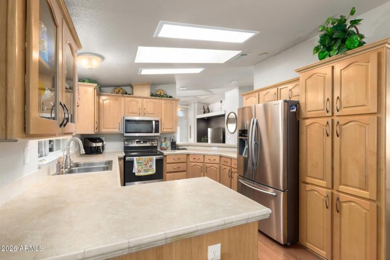 3301 S Goldfield Rd, 4086