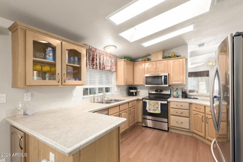 3301 S Goldfield Rd, 4086