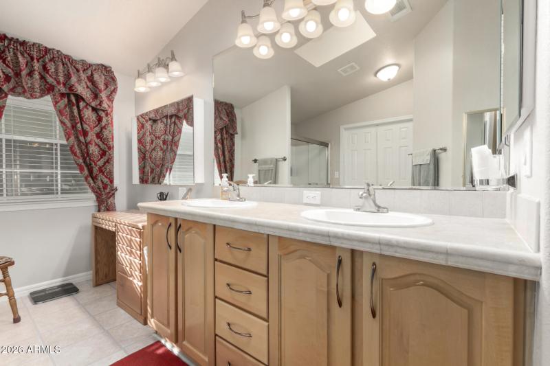 3301 S Goldfield Rd, 4086