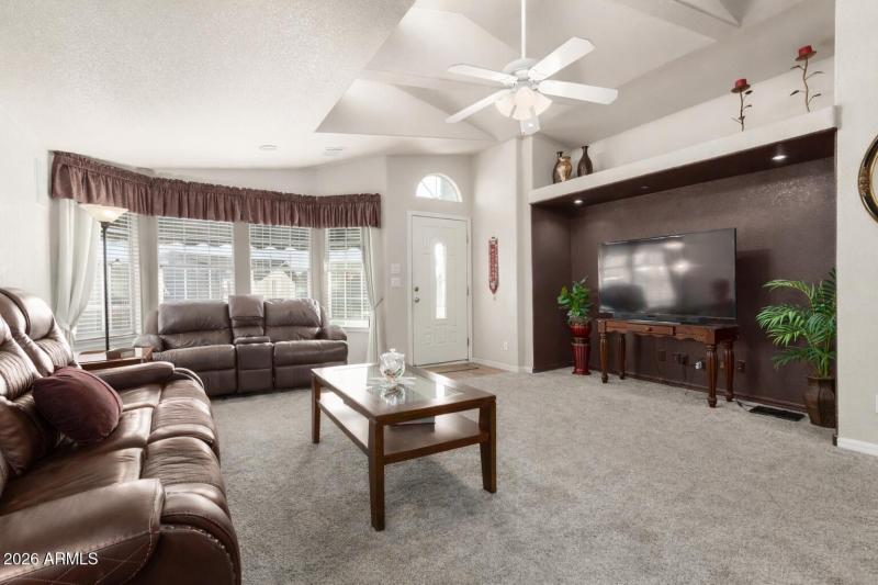 3301 S Goldfield Rd, 4086