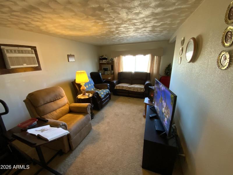 53A476FE-43B1-468B-B066-C4B7335CE3C9