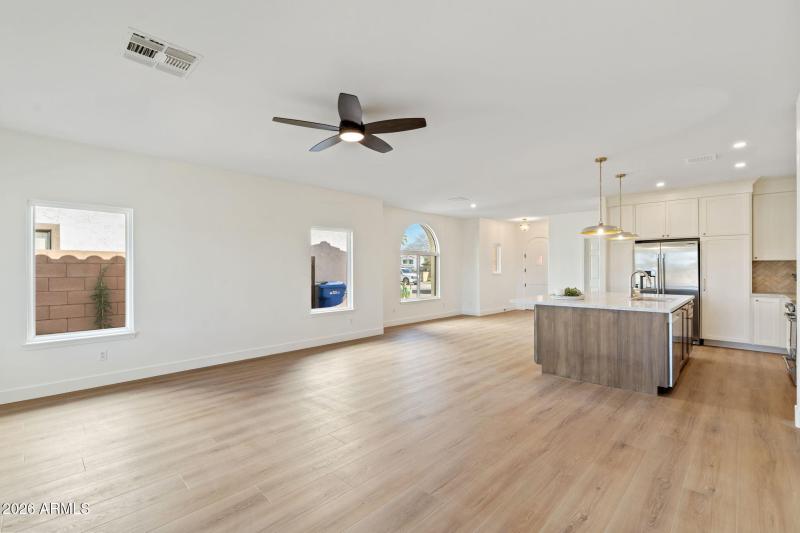 24-web-or-mls-DSC_2024