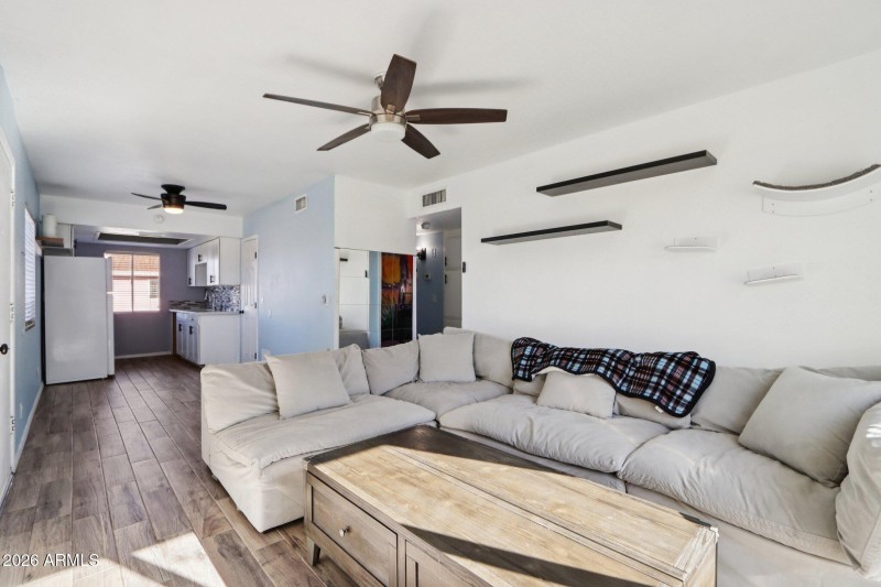 6-web-or-mls-W El Caminito Dr 26-S1601-0