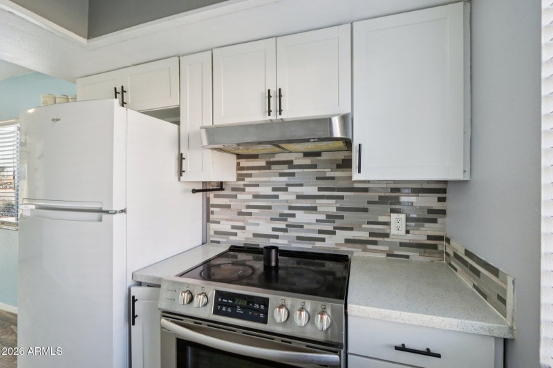 13-web-or-mls-W El Caminito Dr 26-S1601-