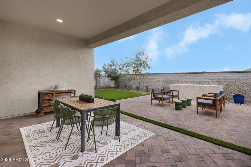 PHX_Tyler Ranch_Ginger_Model_Patio