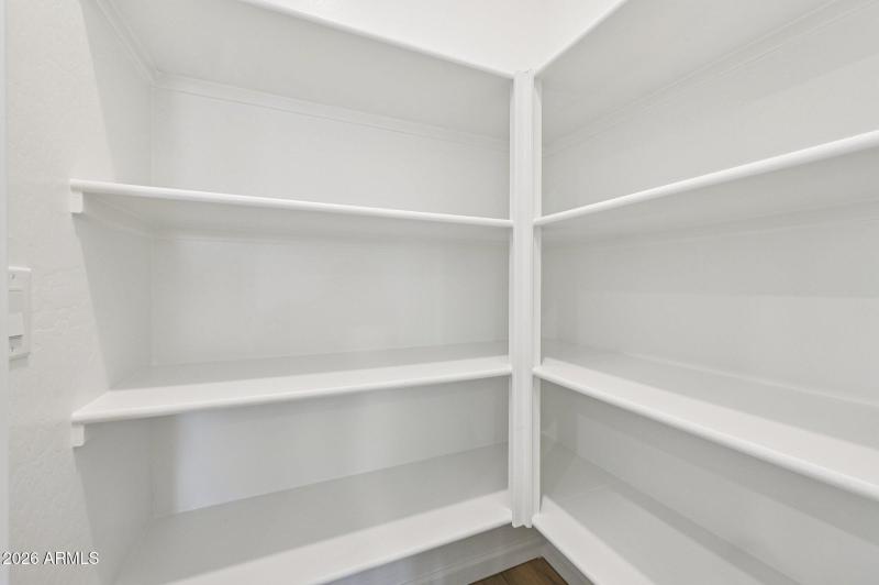 20-web-or-mls-W Buist Ave-S1001-020