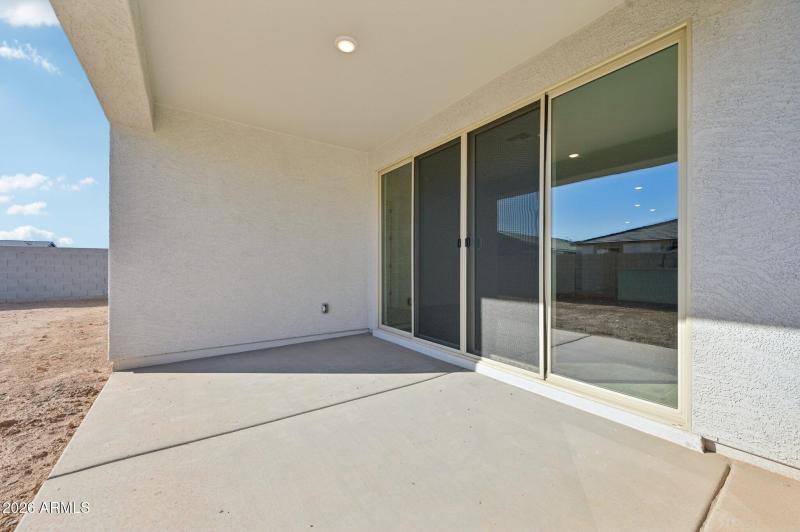 48-web-or-mls-W Buist Ave-S1001-048