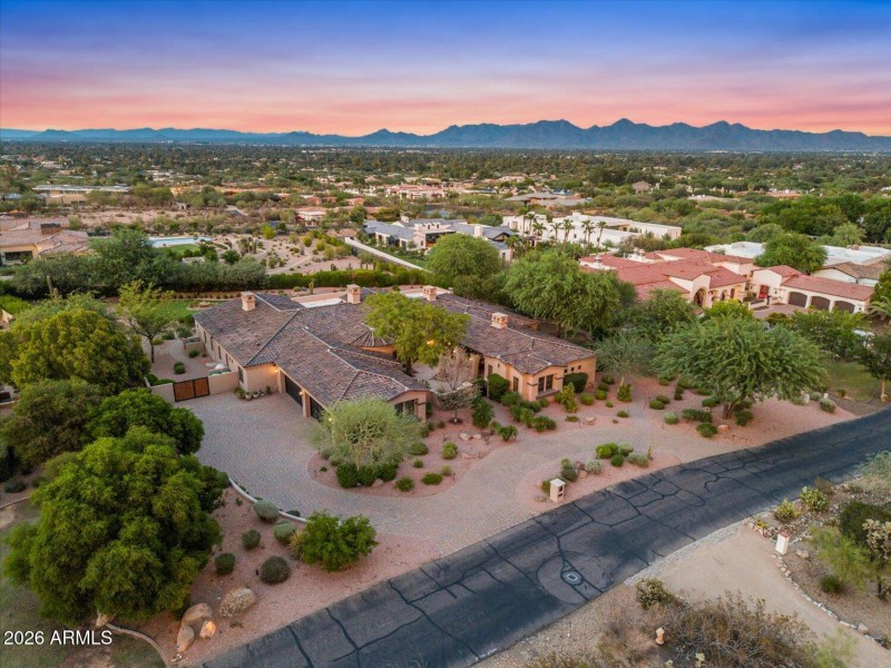 71-DJI_20250815191448_0103_D