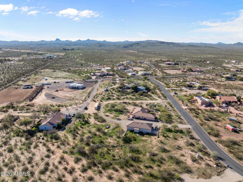 7-web-or-mls-DJI_20260115110014_0052_D