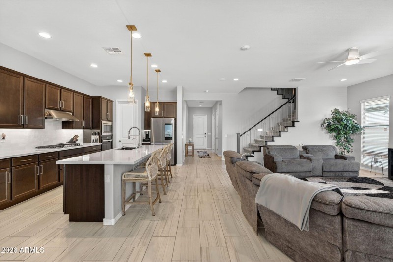 012_14-web-or-mls-78-e_utopia_ave_-_ryan