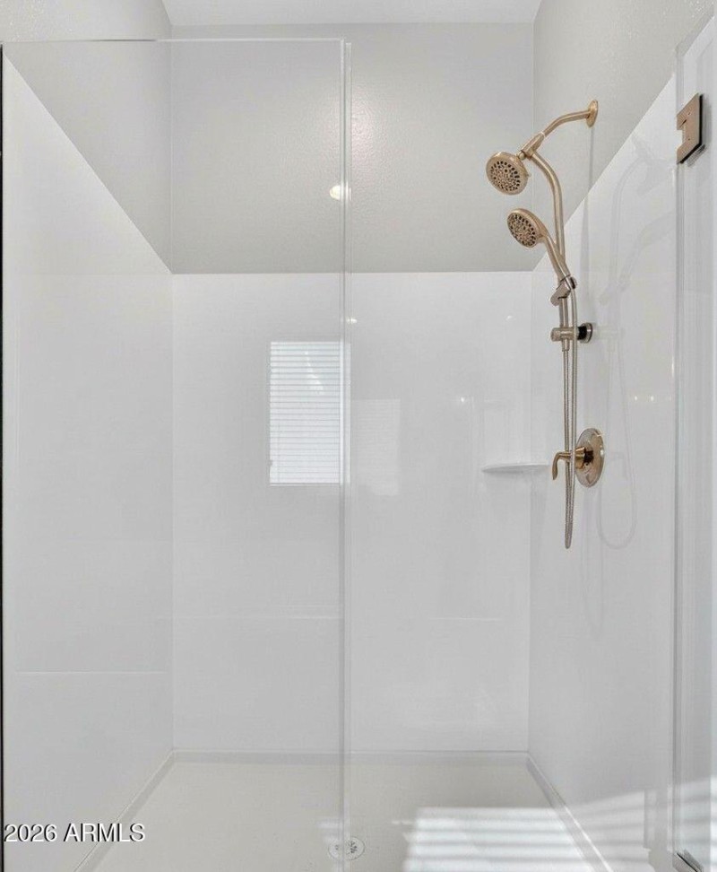 027_40-web-or-mls-41-e_utopia_ave_-_ryan