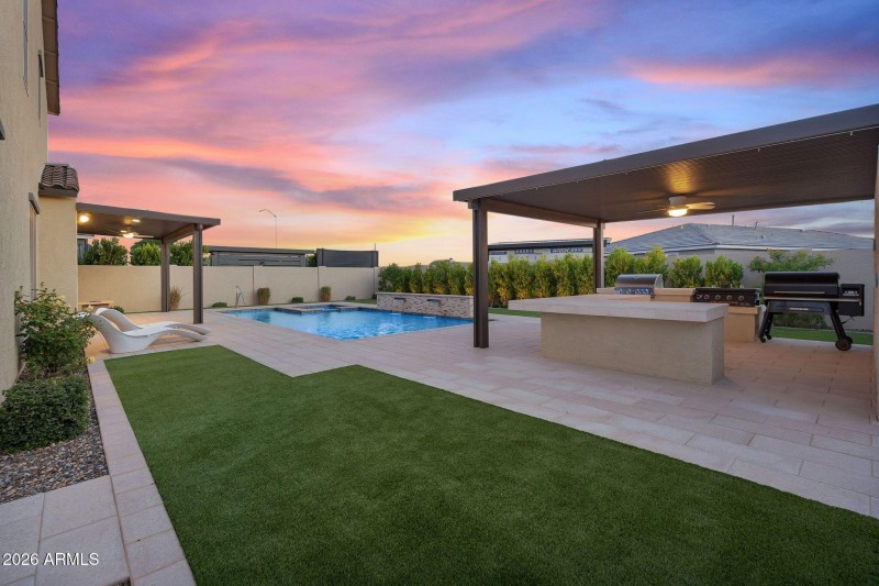 045_60-web-or-mls-dsc02718_695