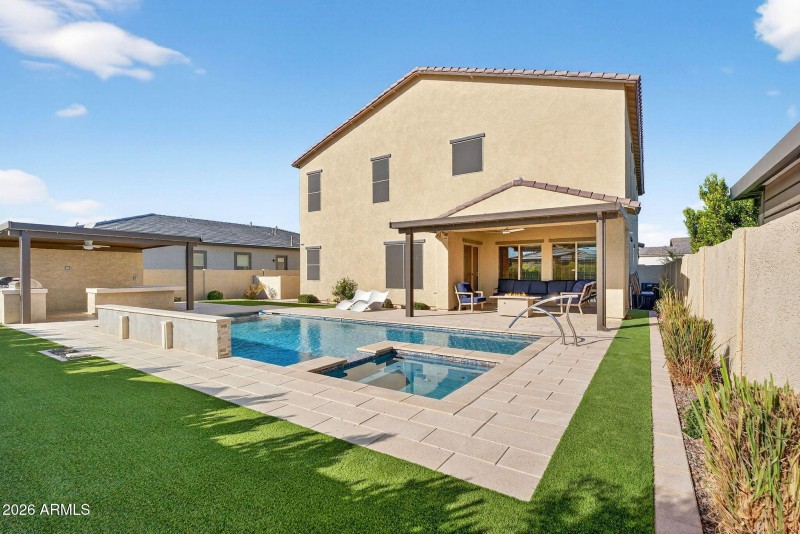 049_62-web-or-mls-83-e_utopia_ave_-_ryan