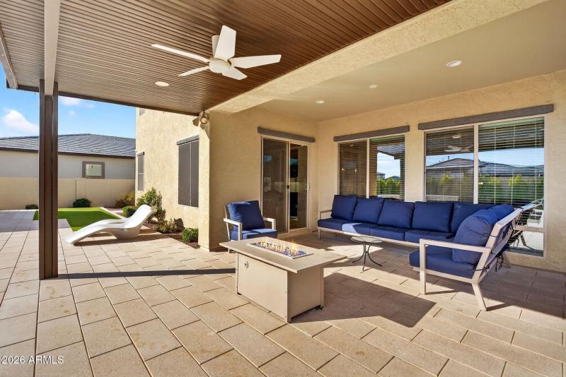 054_75-web-or-mls-97-e_utopia_ave_-_ryan