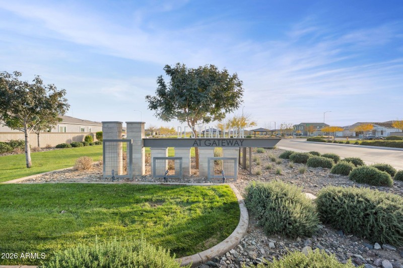 067_123-web-or-mls-dsc02618_526