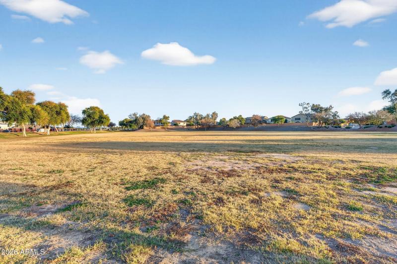 93-web-or-mls-53- W Peggy Dr