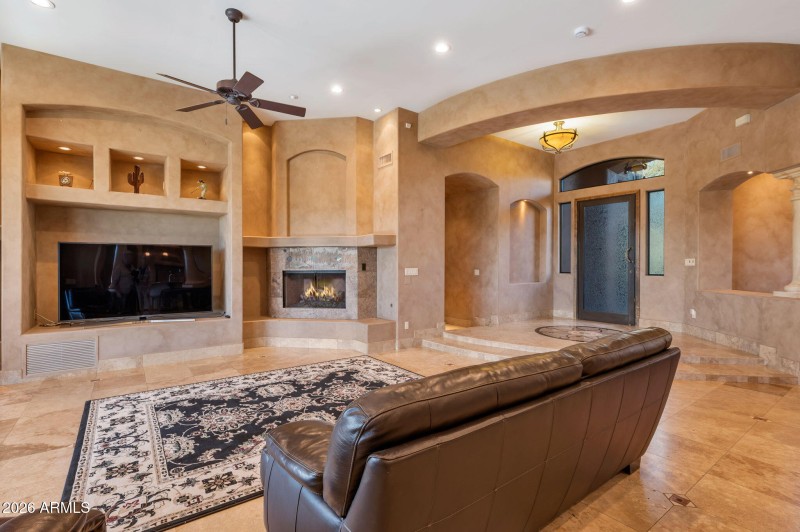 15-web-or-mls-Qp-5672 (2)