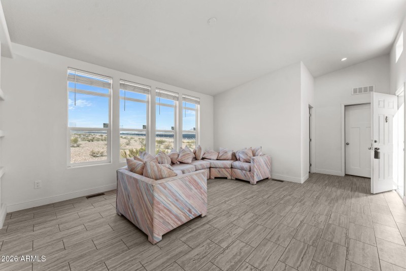 19-web-or-mls-DSC01472