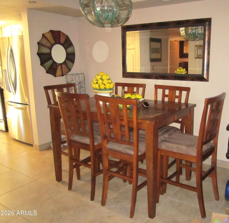 10 423 DINING ROOM INTO KITCHEN
