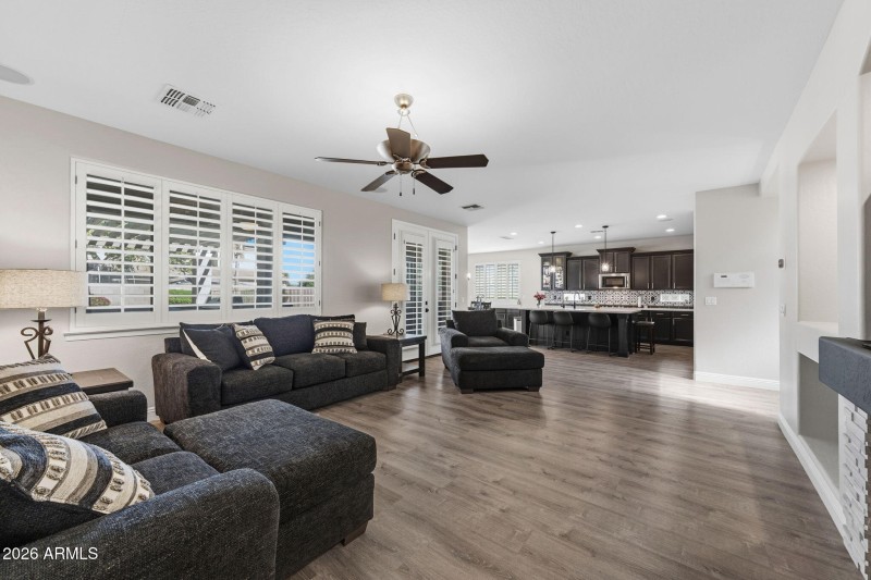 010__554 E Benrich Dr