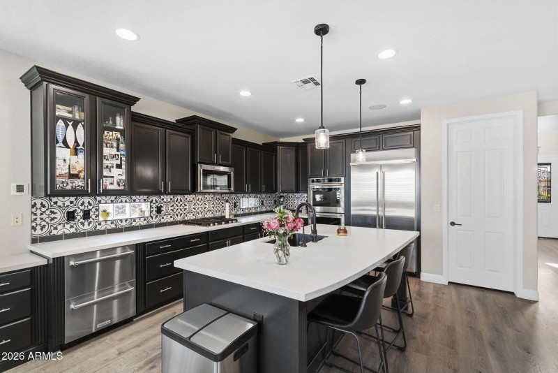 013__554 E Benrich Dr