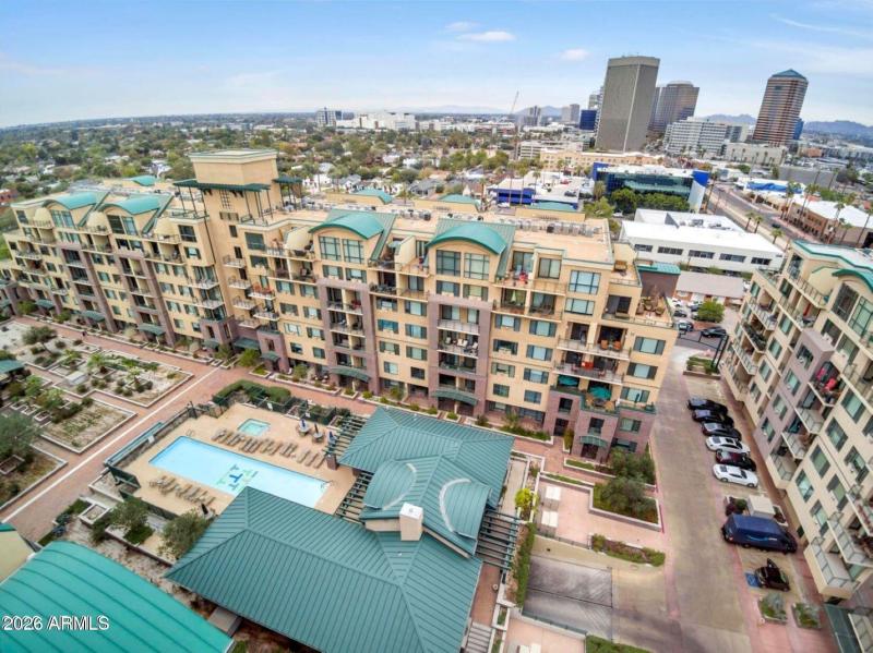 41-2302 N Central Ave #411