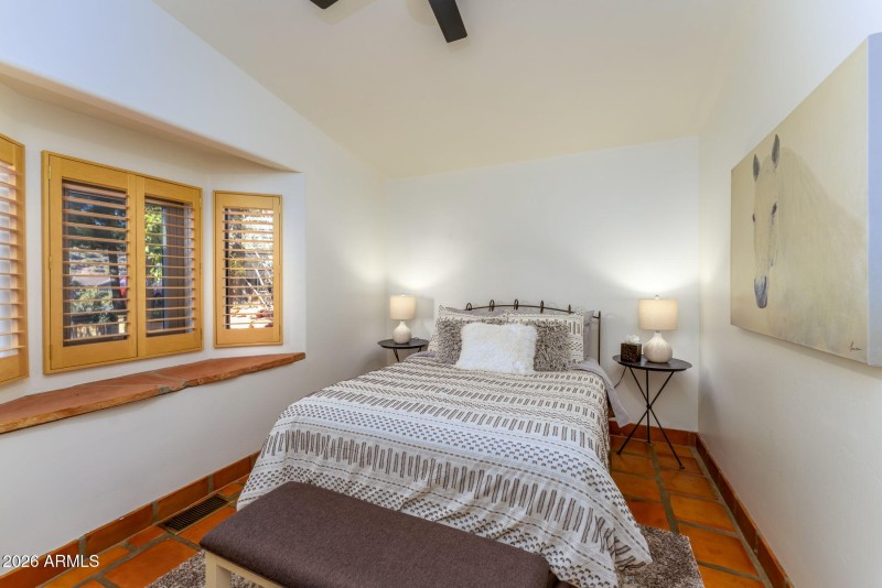 HikingTrailsHomes-17