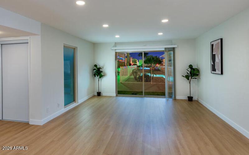 3655 N 5th Ave Unit 103 MLS 0-1