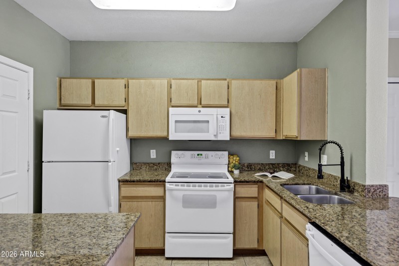 5345 E Van Buren St #221-10