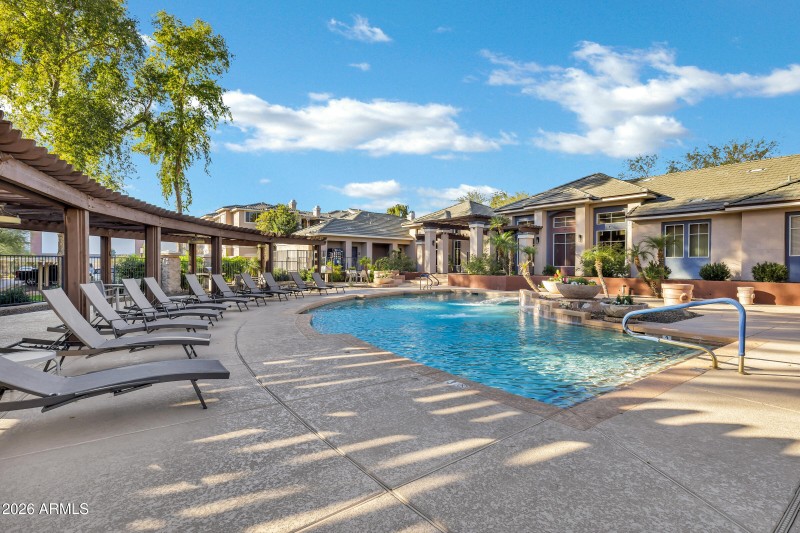 5345 E Van Buren St #221-28