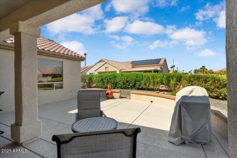 34-15504-W-Coral-Pointe-Dr-1-1024x682