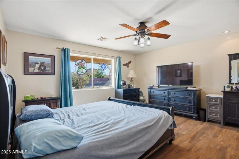 21-1414 Ocotillo Rd_RedHogMedia