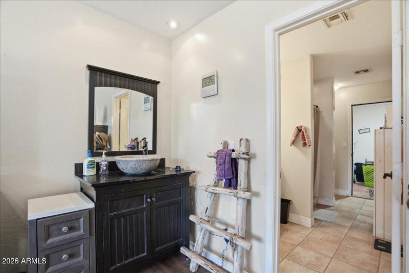 23-1414 Ocotillo Rd_RedHogMedia