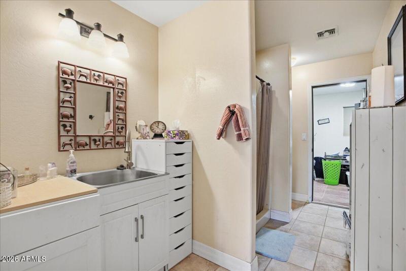 24-1414 Ocotillo Rd_RedHogMedia