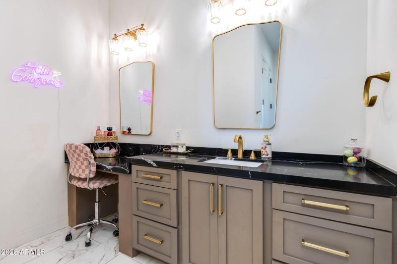 Secondary Master Bathroom