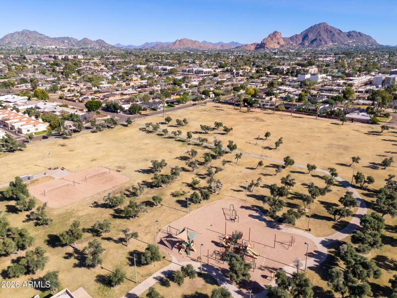 Los Olivos Park - 11