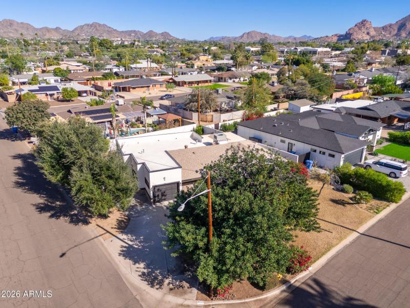 3002 E Glenrosa Ave, 01-15 - 21