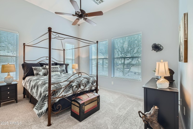 7080 E Mark Ln - MLS Sized - 018 - 32 Be