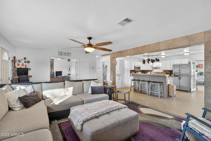 7-web-or-mls-35-W Ocotillo Rd