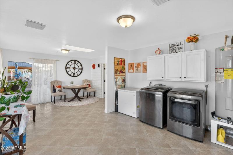 14-web-or-mls-42-W Ocotillo Rd